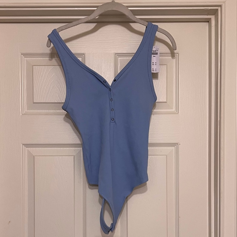 Abercrombie Bodysuit Lot Size Small - Picture 2 of 10